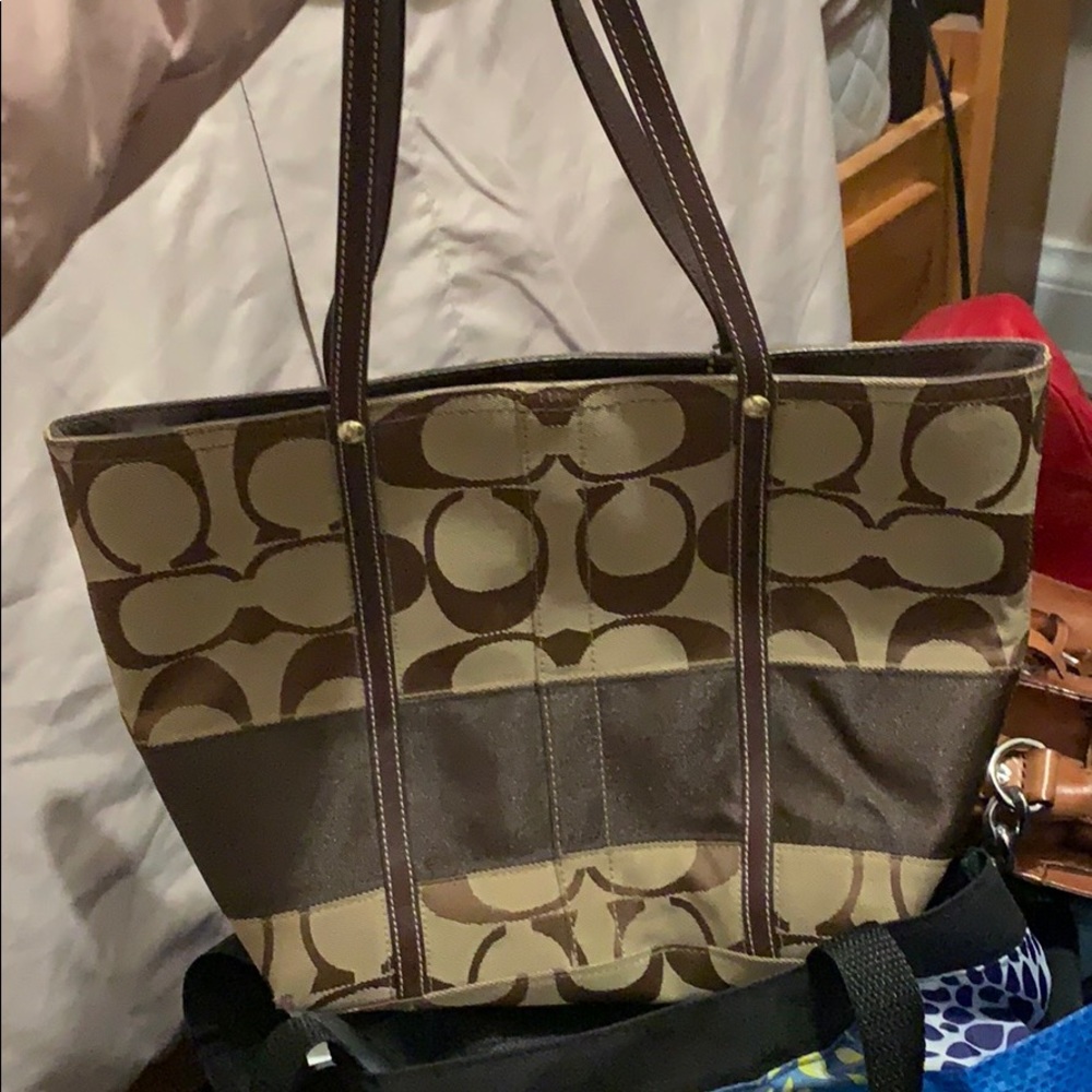 Medium COACH Tote bag
